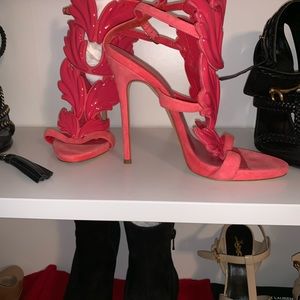 Giuseppe sandals